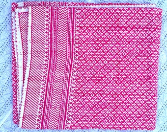 Handmade Pink Floral Kantha Quilt: Lightweight Cotton Bedspread