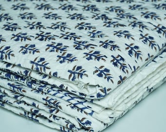 Colcha Kantha Azul com Estampa Floral em Blocos, Colcha Indiana de Algodão Feita à Mão, Manta Boho para Cama, Cobertor Costurado à Mão