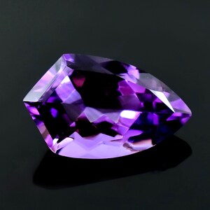 AAA Quality Natural Purple Amethyst Sheild Shape Faceted Cut Loose Gemstone For Making Jewelry Healing Quartz 12.25 Cts 13X21 mm AZ-225