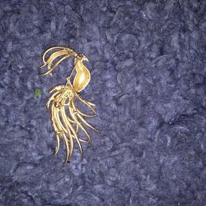 Vintage Avon Bird of Paradise Brushed Gold Brooch