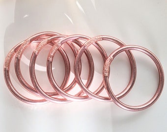 Buddhistischer Armreif aus Roségold