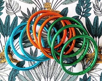 Bracelet jonc bouddhiste avec mantra - bleu azur, vert cactus, orange feu (kumlai authentique et de qualité supérieure)