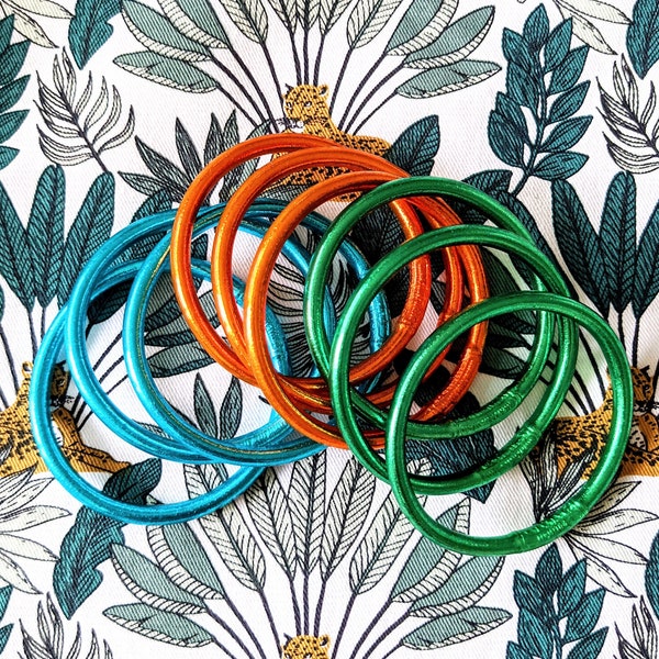 Bracelet jonc bouddhiste avec mantra - bleu azur, vert cactus, orange feu (kumlai authentique et de qualité supérieure)