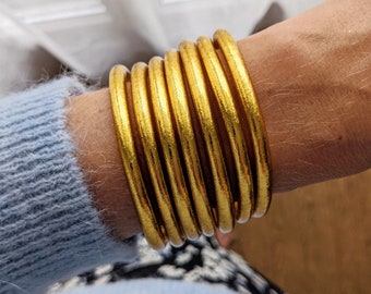 Bracciale rigido buddista – oro (autentico kumlai con mantra e qualità superiore)