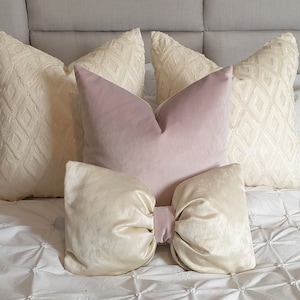 Luxury Pretty Cushion Set
