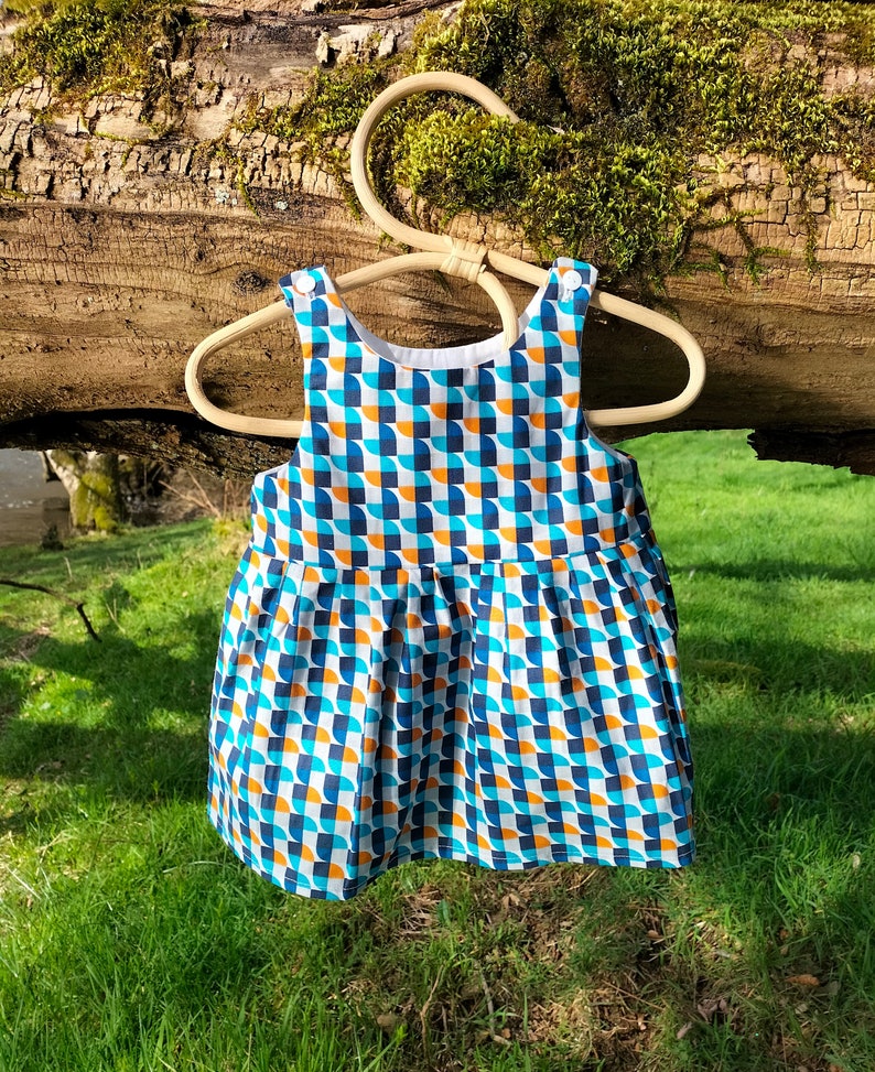 Robe printemps été sans manche, imprimé 70's de bébé à petite fille image 3