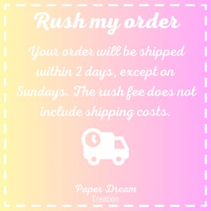K&ouml;nnte beinhalten: Ein pastellfarbener Hintergrund mit dem Text "Rush my order". Der Text besagt, dass Bestellungen innerhalb von 2 Tagen versandt werden, au&szlig;er sonntags. Eine wei&szlig;e Grafik eines Lastwagens mit einer Uhr ist ebenfalls vorhanden.
