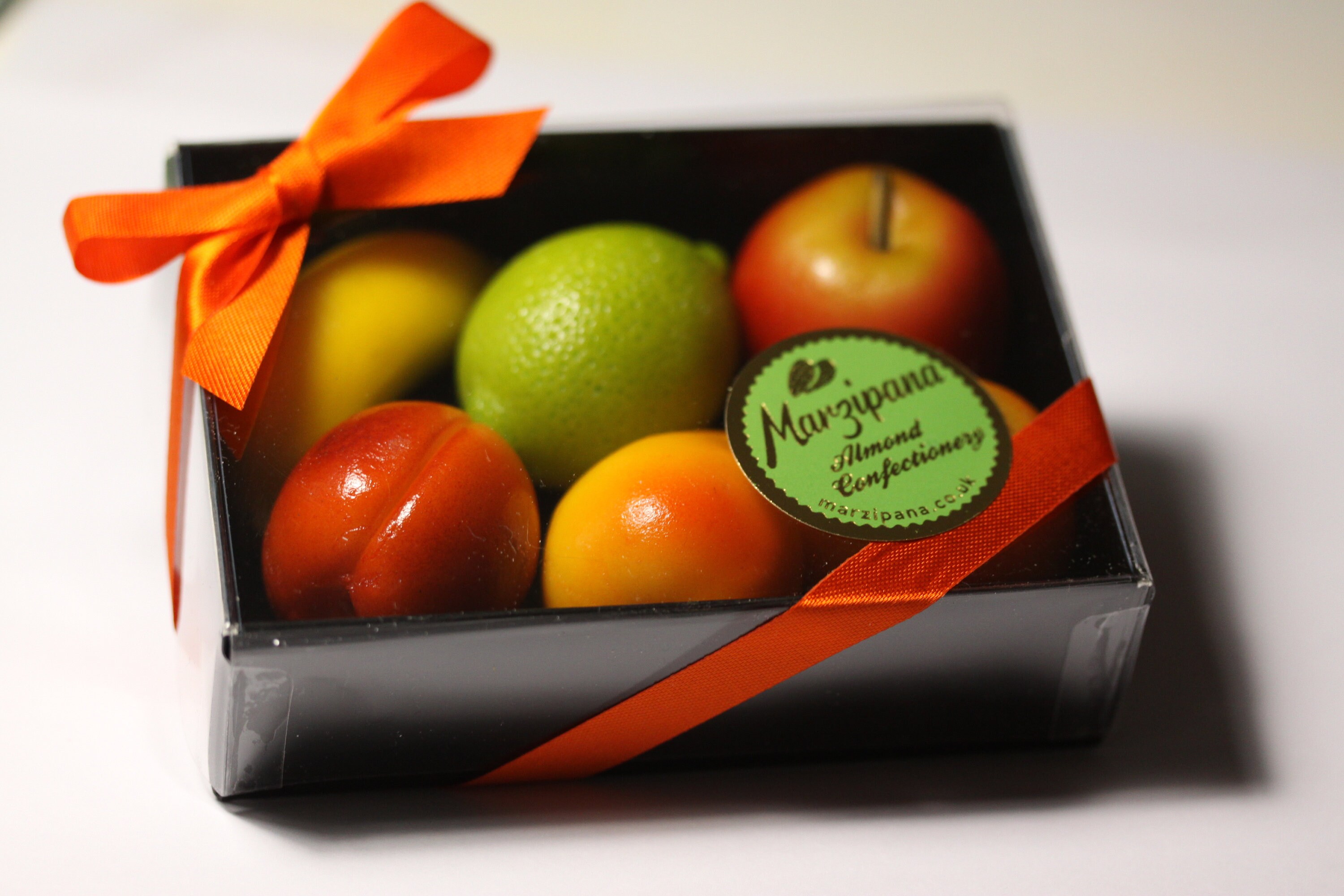 6 Fruits de Massepain Assortis