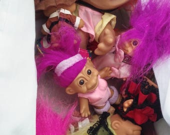 Big Lot of Trolls!