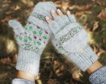 Convertible Wool Gloves Perfect for Hygge Present for Sustainable Gifting Great Gift for Cold Friend, Winter Berries