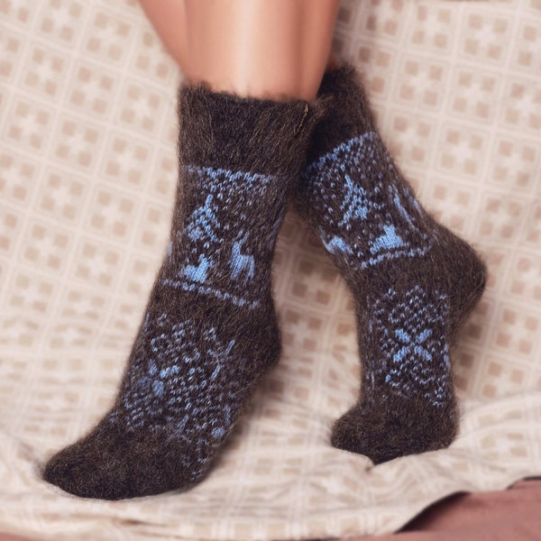 Thick Wool Crew Socks, Perfect for Sustainable Winter Gifting or Great Gift for Hiker