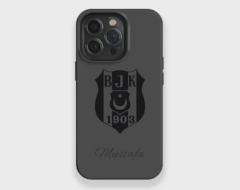 Beşiktaş mobilskal med namn – lasergraverat supporterskal | Personligt skal för iPhone och Samsung | Present till fotbollsfans | Tillverkad i Tyskland