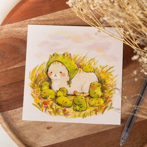 Imprimé carré // "Chat et grenouilles", chat avec chapeau grenouille | Illustration, impression d'art