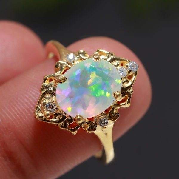 Vintage Opal Ring, 14k Gold with Diamond Accents, Size 6