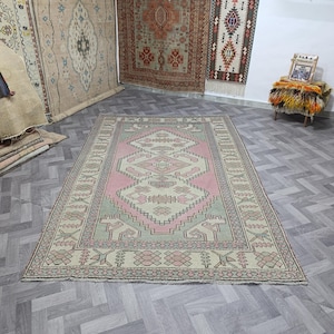 6x9 Vintage Rug,Curious Turkish Rug Uşak Rug Oushak Rug Antique Rug Anatolian Rug, Dining Room Rug, Antique Handmade Rug, Bohemian Decor Rug