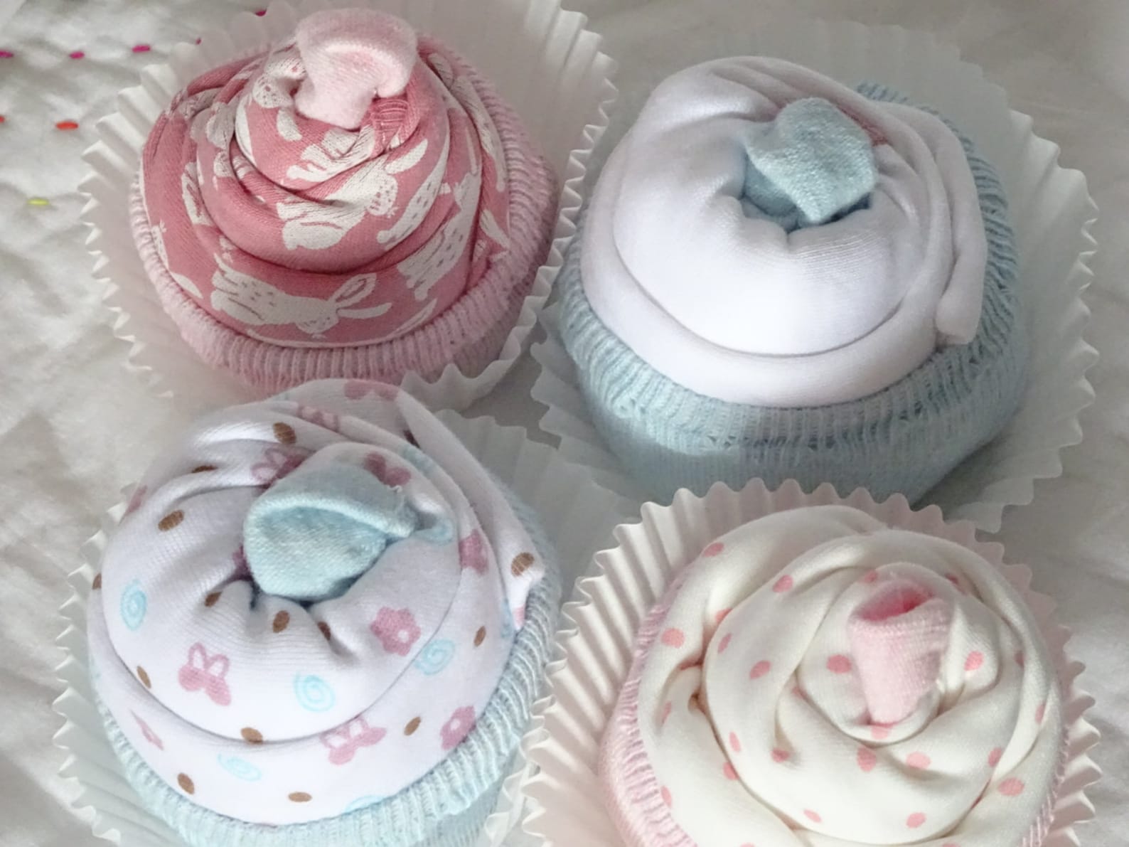 Beautiful Onesie Cupcakes for a New Baby. Pack of 4 Cakes Etsy UK