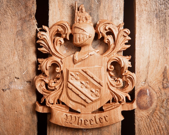 ヴィンテージ 手彫り 木製 盾 カレッジ USNavy エンブレム 英国製 ３点 Custom Carved Family Crest | Personalized Wood Coat of Arms - Etsy