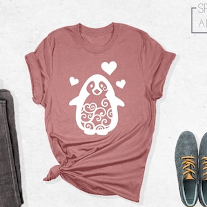 Penguin Shirt, Penguin Gift, Funny Penguin Shirt, Penguin Lover shirt, Just A Girl Who Loves Penguins