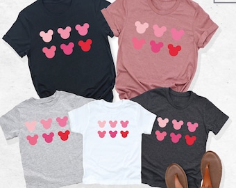 Camiseta con cabezas de Mickey, camiseta con cabezas de colores de Mickey, camiseta de Mickey, camiseta con degradado de Mickey, camiseta de viaje a Disneyland