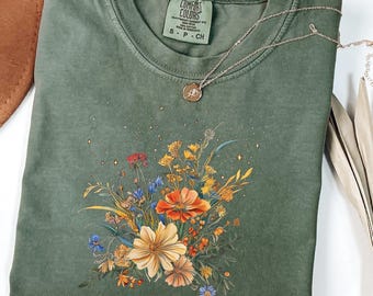 Camiseta Comfort Colors® Retro Wildflower, Camiseta Rustic Flower Bouquet, Camiseta Flower Garden, Top Earththy Floral Art, Camiseta Boho Summer Garden