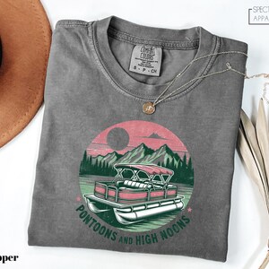 a t - shirt with an image of a car on it