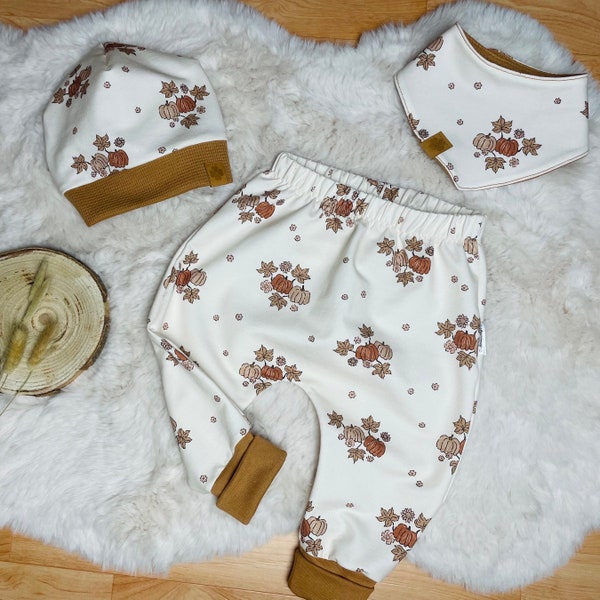 Pumphose, Beaniemütze und Tuch, Babyset Blumen Kürbis beige cognac camel (Baby/Kleinkind) Gr.50-104 unisex