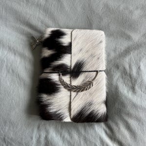 Handmade Cowhide Leather A5 Traveler's Notebook / Journal Cover with Feather & Dragonfly Charms