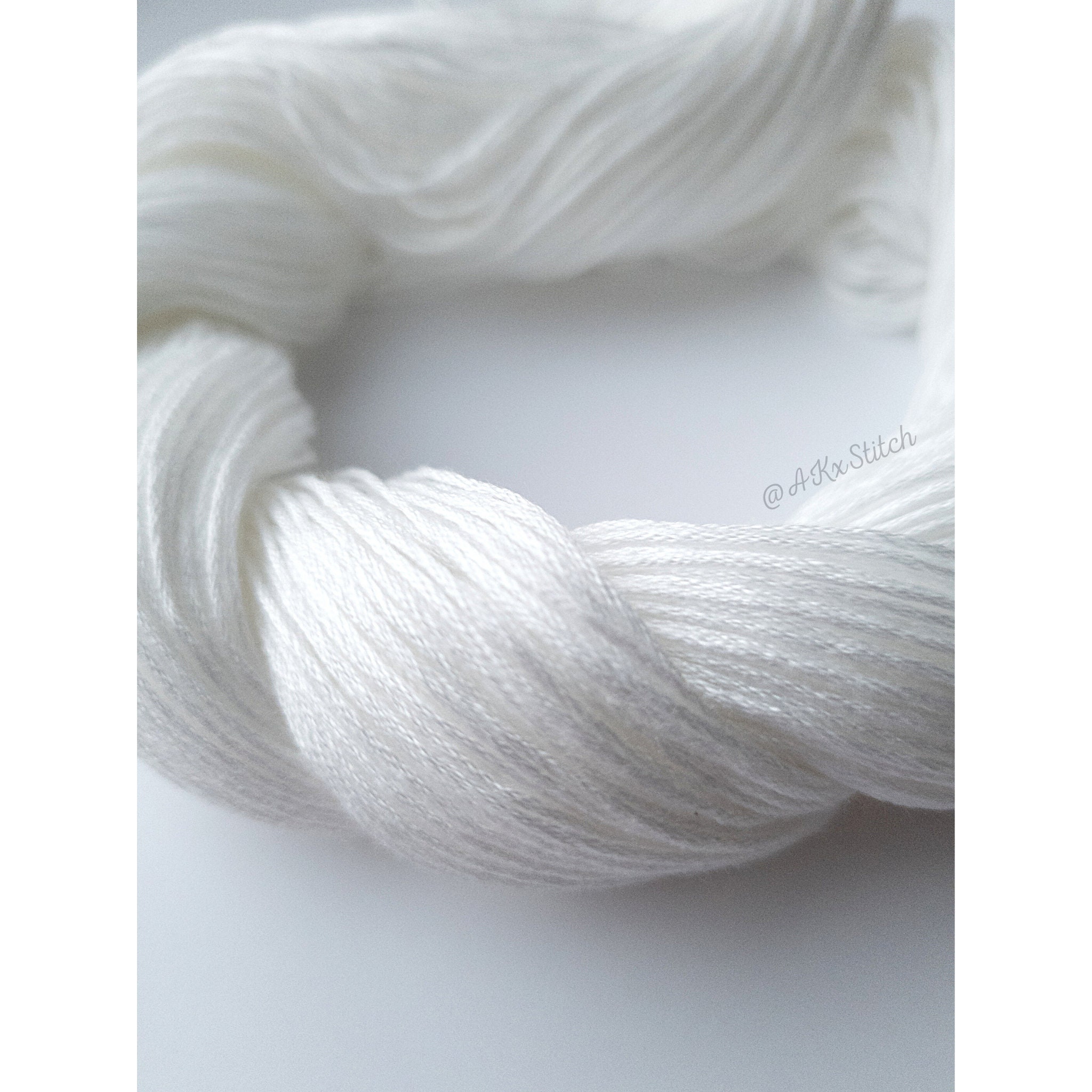 Binnan Matassine Punto Croce,100 Colori Ricamo Morbidi Filo da Ricamo Poliestere Punto Croce Kit,100% cotone