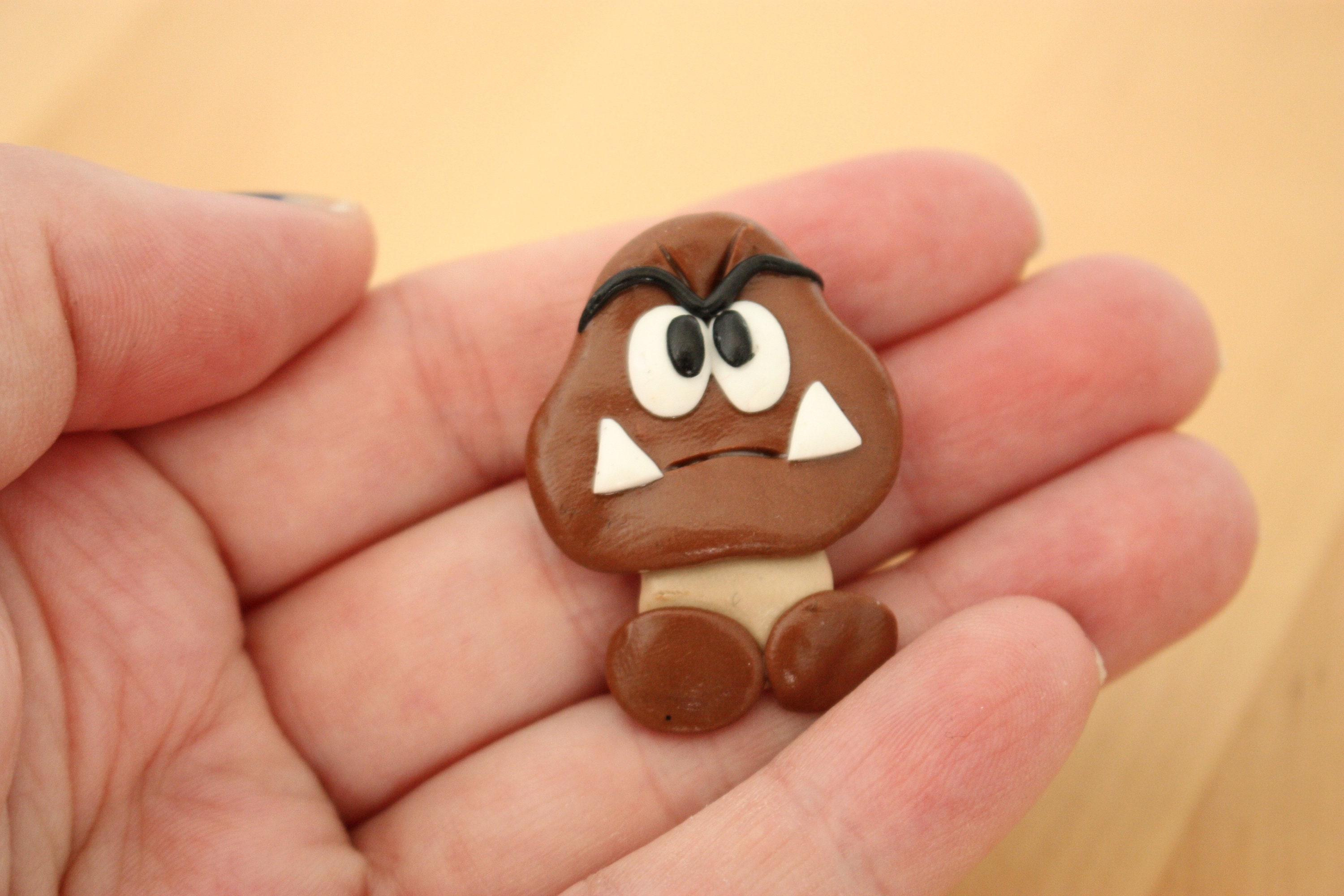 Magnet Goomba