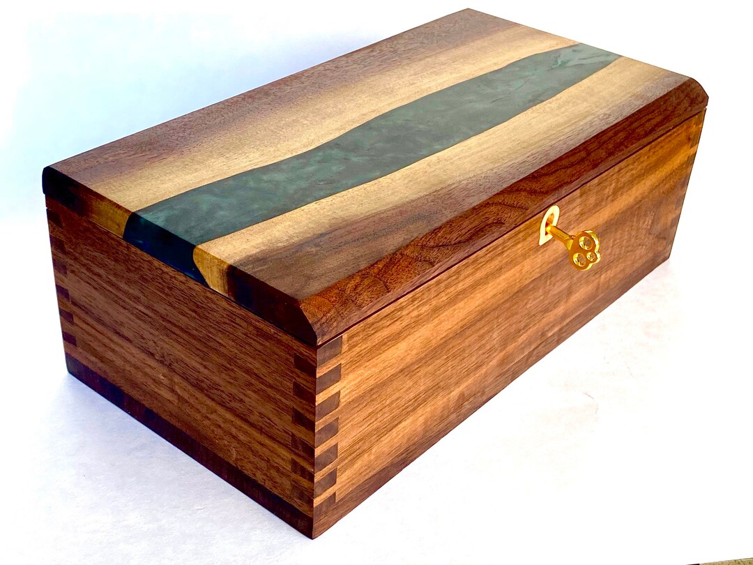 Expoxy Box Walnut and Epoxy Box - Etsy Österreich