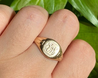 Vintage Signet Initial Gold Ring 9ct | Hallmarked- Birmingham 1957 | Gift for Him | Gift for Her| Gift for Them