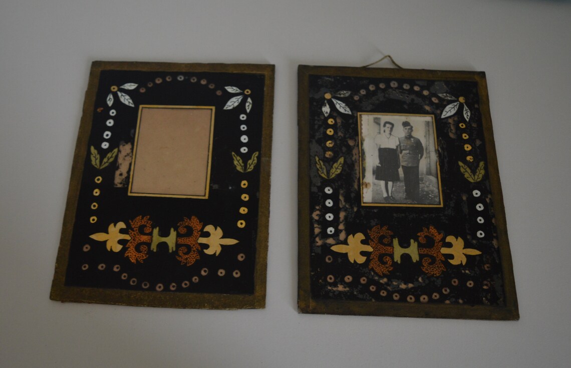 Vintage photo frame. Vintage Frame. 1940s. Vintage wall decor. Etsy