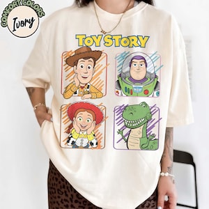 Camiseta Comfort Colors Retro Toy Story 5 "Tienes un amigo en mí", camiseta de Woody, Buzz, Jessie y Rex, camiseta a juego para el viaje familiar a Disneyland 2026
