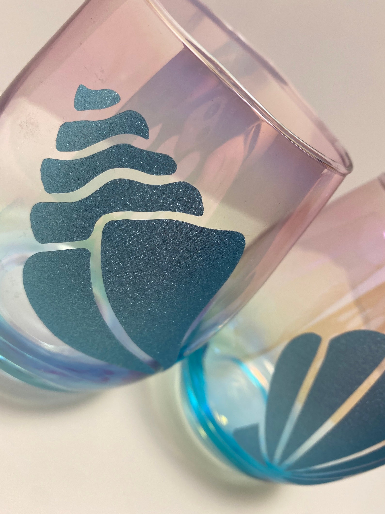 Iridescent Stemless Seashell Wine Glass Set Gift for Her Etsy