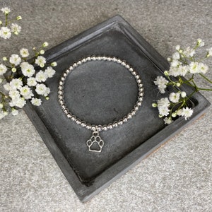 Silver Bracelet w. Paw Print Charm | Beaded Bracelet | Stacking Bracelet | Gifts for Her |
