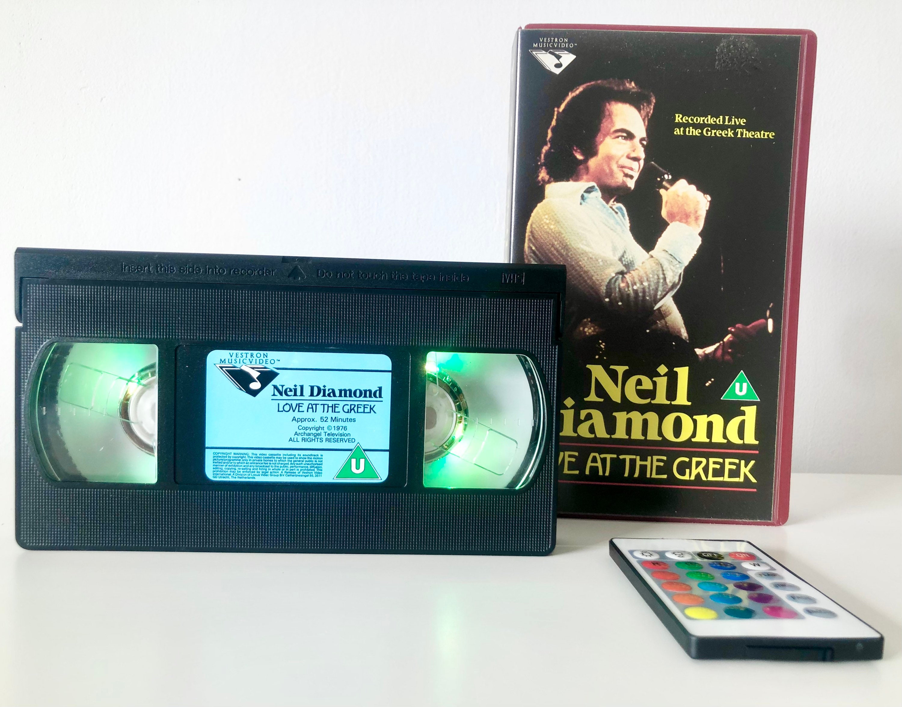 neil diamond love at the greek lampe usb rétro à couleur changeante pour cassette vidéo vhs