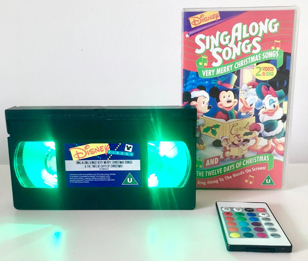 Disney Sing Along Christmas 2024 Lok Godiva Beitris