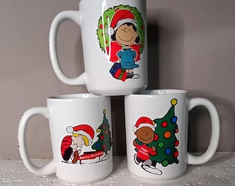 Peanut Christmas Print: The Gang's All Here - Green and White