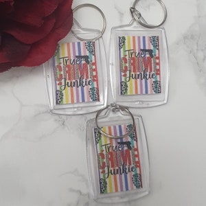 True Crime junkie keyring