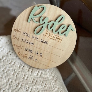 Baby Announcement Sign Custom Baby Arrival Announcement Wood Baby Name Sign with Birth Stats Sign for Hospital Name Reveal Photo Prop Gift Bild 1