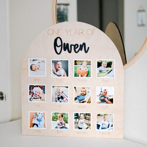 Un año de tablero de fotos de madera Tablero de fotos de mi primer año Imagen de hito Arco del primer cumpleaños Decoraciones del primer cumpleaños Niña Foto de 12 meses imagen 1