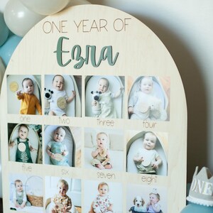 First Birthday Photo Board One Year of Photo Display Wood My First Year Photo Milestone Picture 1st Birthday Arch First Birthday 12 Months bild 10