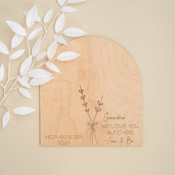 Handprint Art Flower with Kids Names DIY Hand Print Mother's Day Sign Custom Art for Grandma Personalized Mom Gift Kid Handprint Grandkids