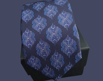 Silk Twill Bhutan Motif Tie