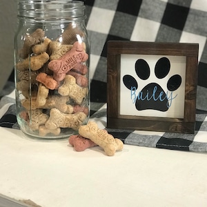 Letrero con huella de perro o gato/Letrero con huella de pata/Letrero de animal/Huella de perro/Huella de gato/Huella de perro/Huella de gato/Puente arcoíris/Letrero para mascota/DixieFieldDesigns