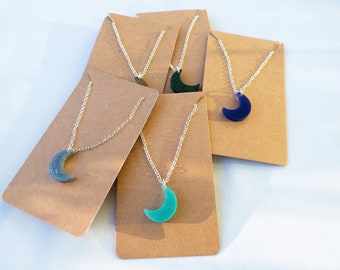 Necklace with moon pendant in epoxy resin - costume jewellery