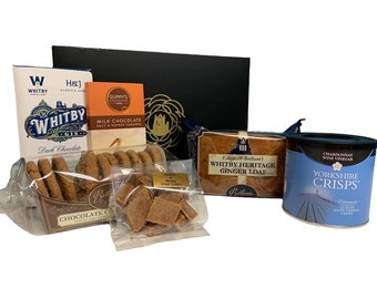 Yorkshire Hamper Whitby Hampers - Whitby Selection Box, Gift Hamper, Selection Box, Sweet Treats, Present Hamper