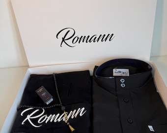 Coffret Cadeau Musulman Personnalisé – Tapis de Prière, Qamis, Tasbih & Musc