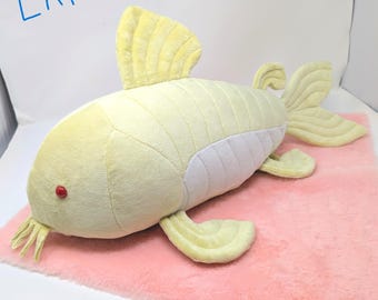Gran peluche de pez gato corydora de ojos rojos, peluche de animal
