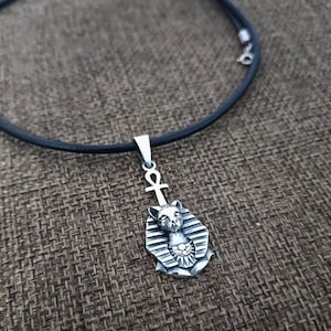 Egyptian cat Bastet pendant made of 925 sterling silver/ Bastet pendant